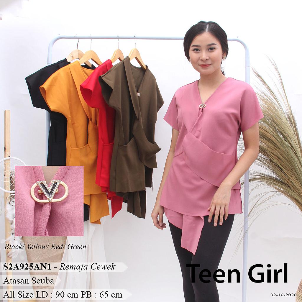 Shella Short Sleeve Top