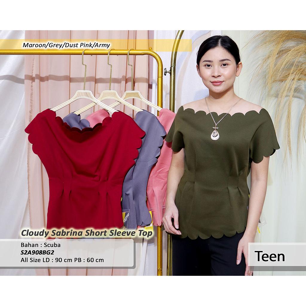 Cloudy Sabarina Short Sleeve Top