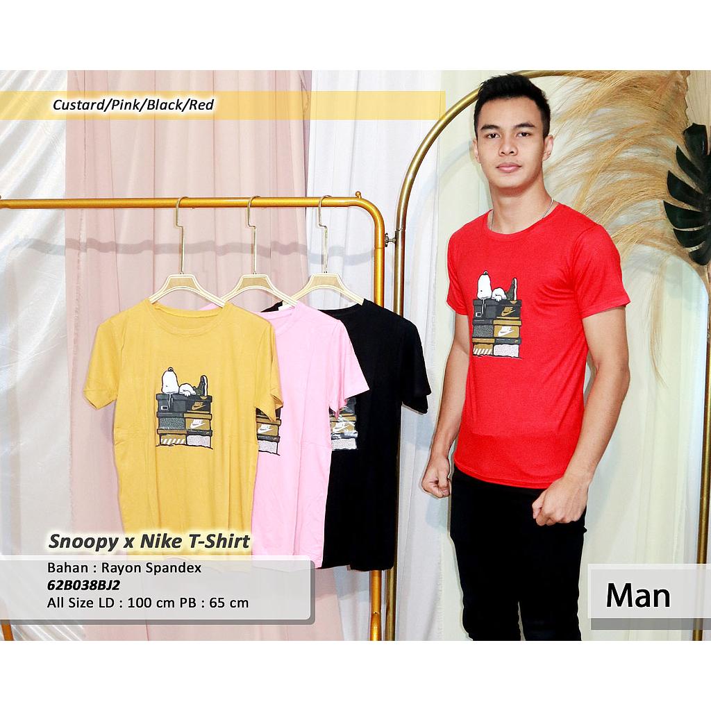 Snoopy X Nike T-shirt