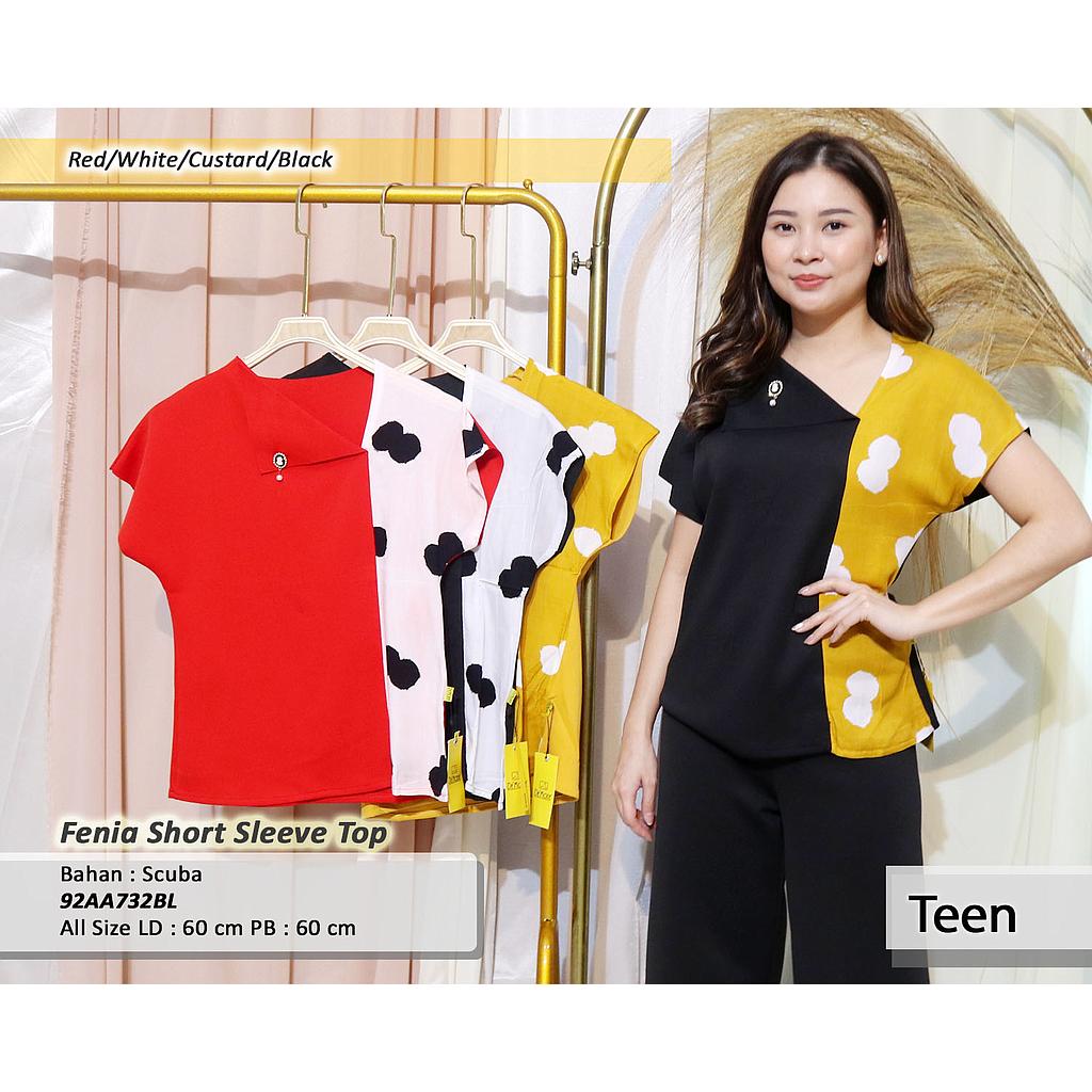 Fenia Short Seeleve Top