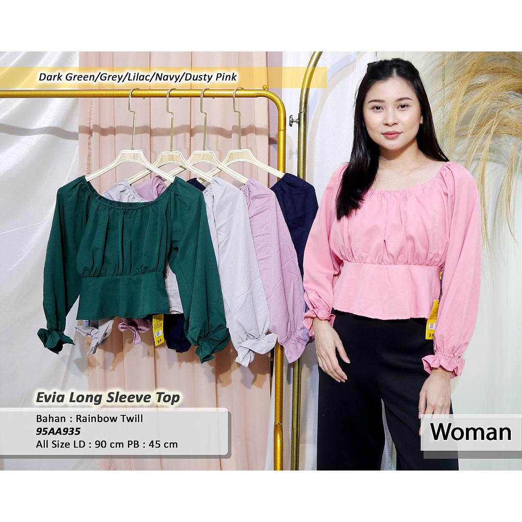 Evia long sleeve top