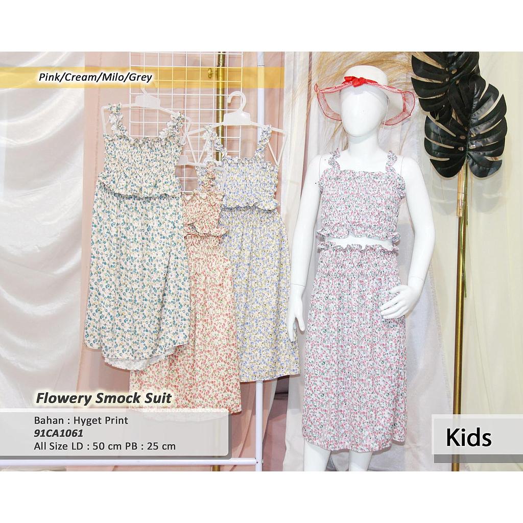 Flowery Smock suit