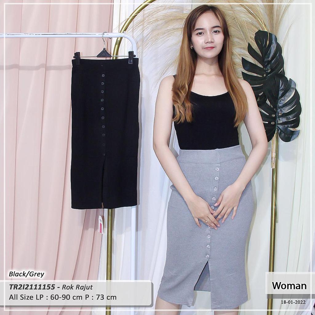 ROK RAJUT DEPAN BELAH