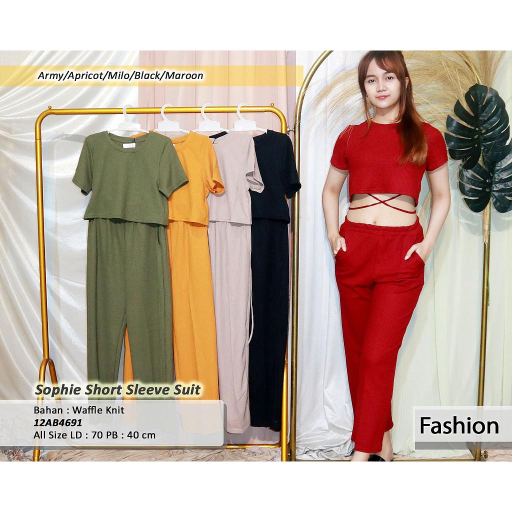 Sophie short sleeve suit