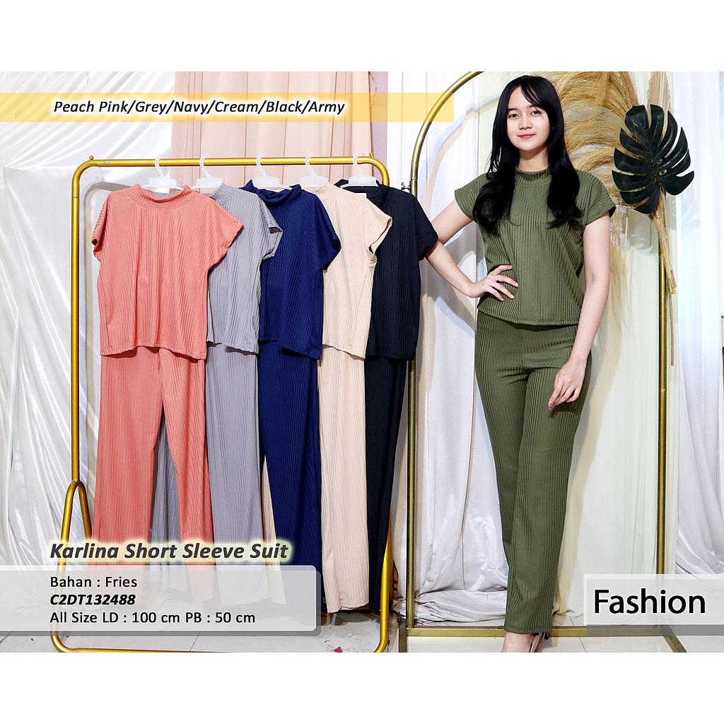 karlina short Sleeve  suit