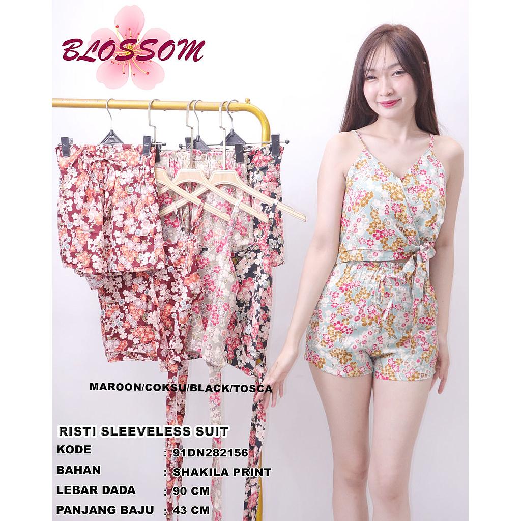 Risti sleeveless Suit (2 piece) (DN282)